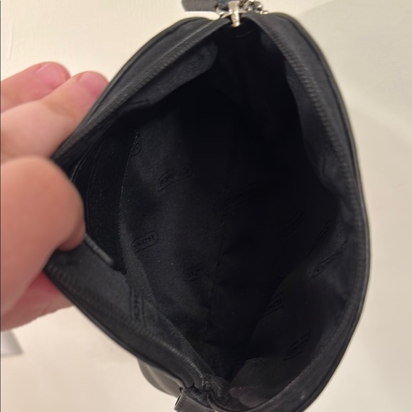 Vintage Coach Black Dome Cosmetic Bag Sleek Design - Picture 3 of 8